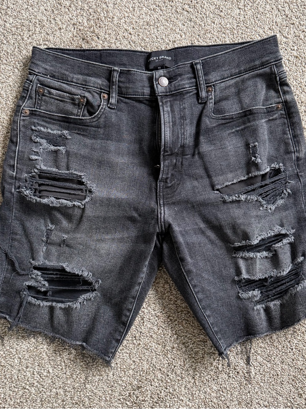 Lucky Brand Men's Distressed Black Denim Shorts size 32